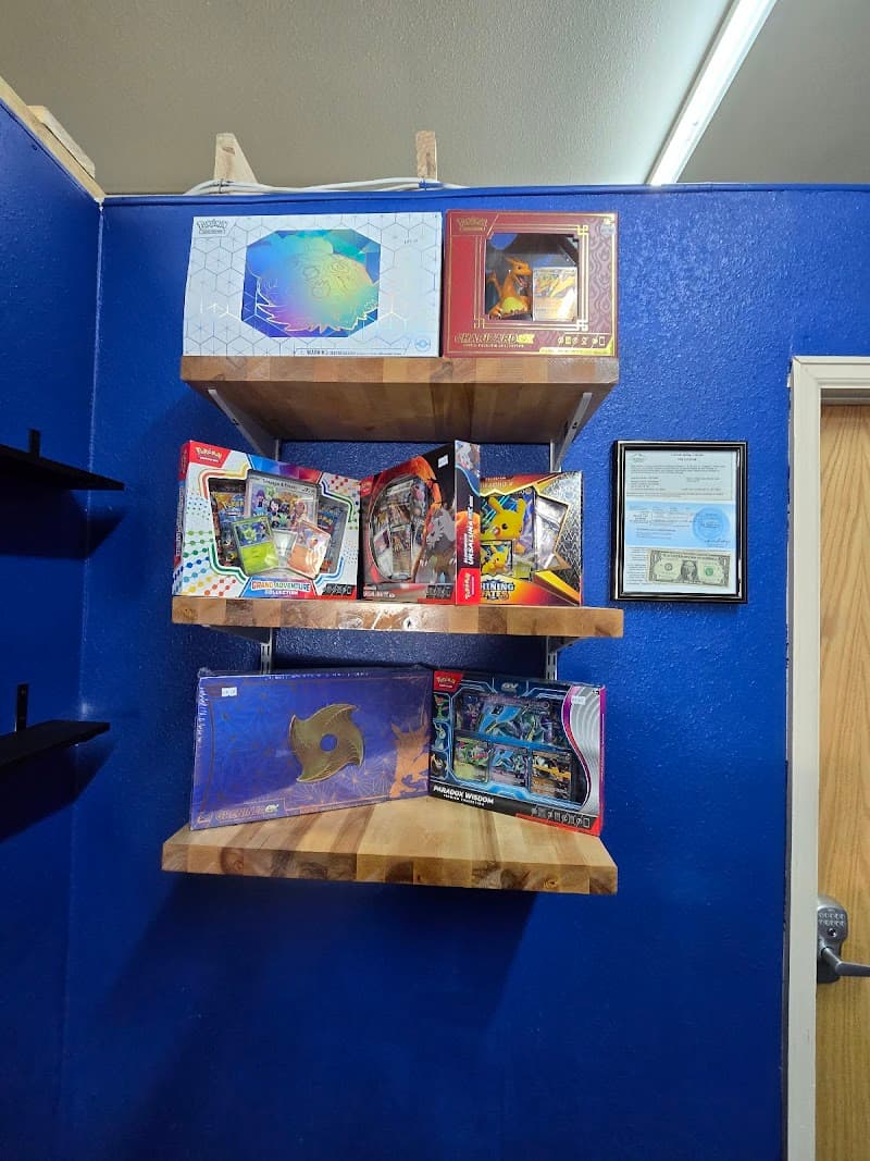 Pengu's cards and collectables