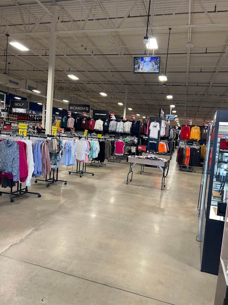Dunham's Sports