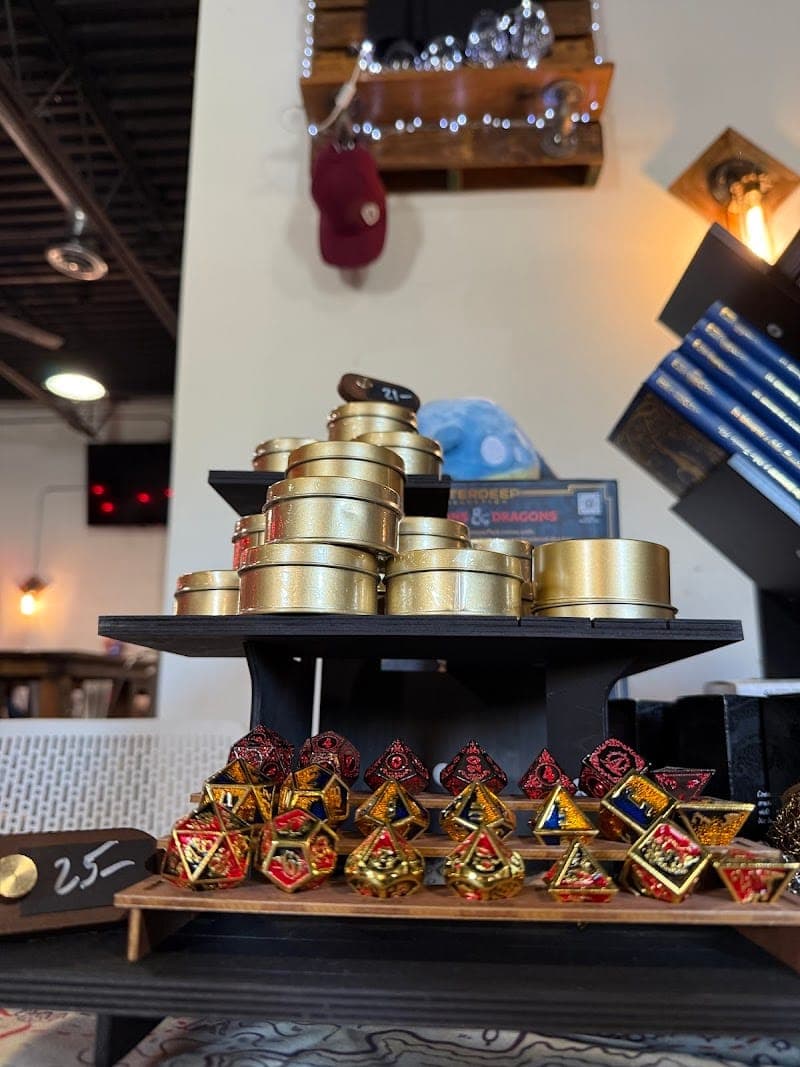 Scroll and Circuit Games