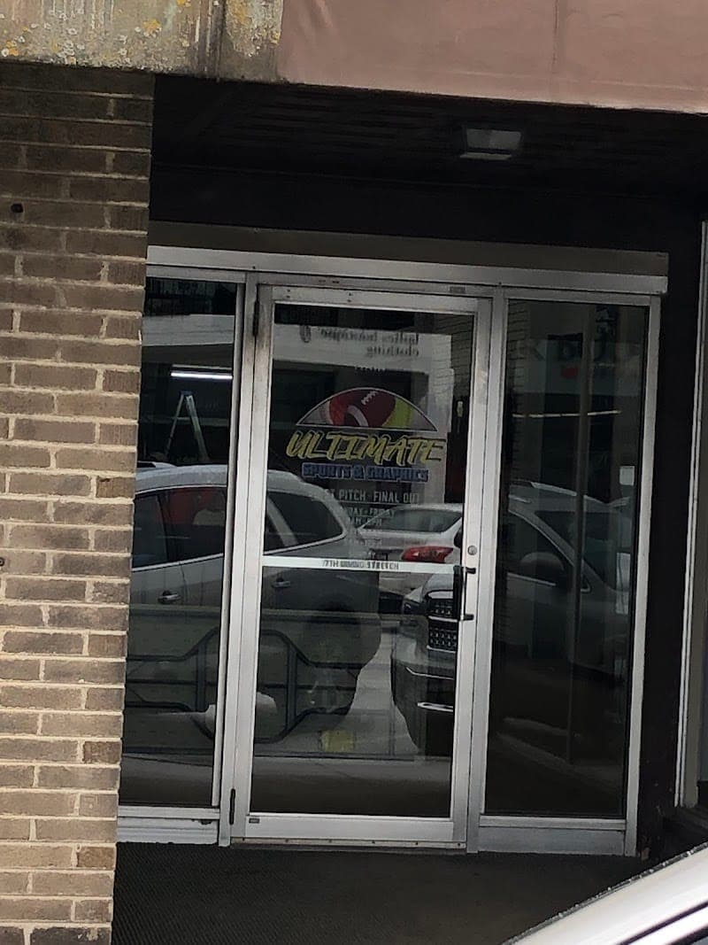 Ultimate Sports & Graphics