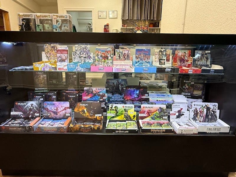 Glamorous Gamers Connect & Play Cafe