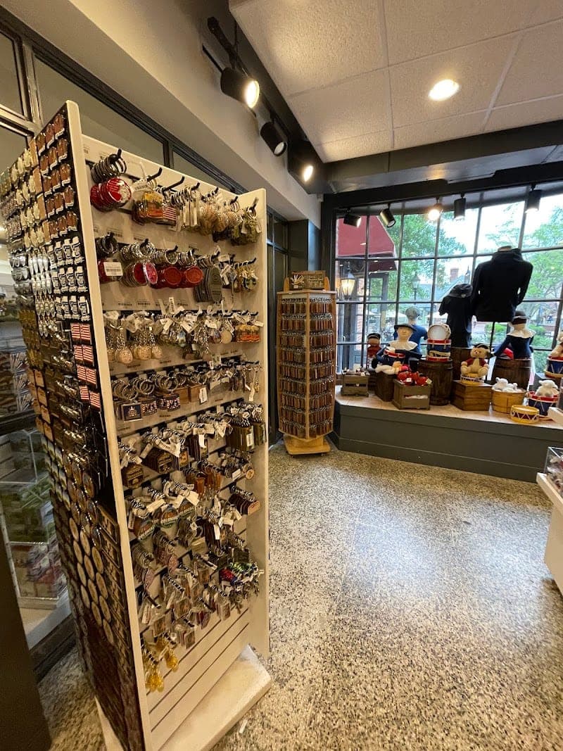 Everything WILLIAMSBURG