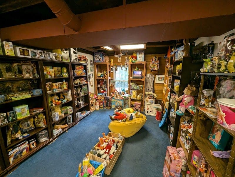 The Retro Attic Akron