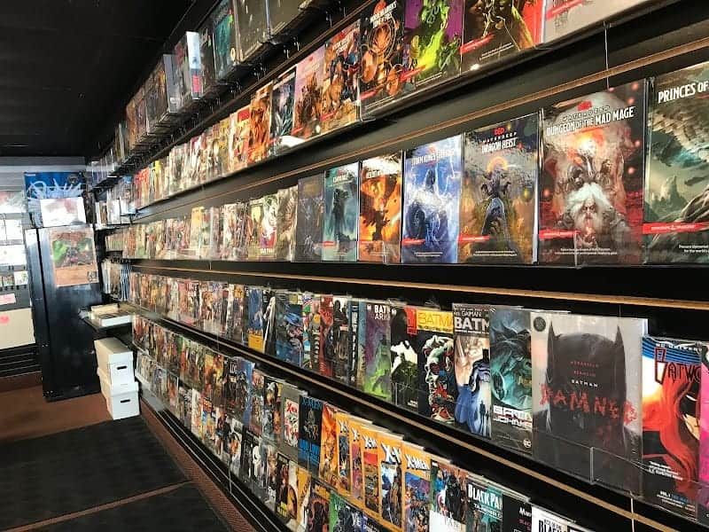 Mr Cards-N-Comics