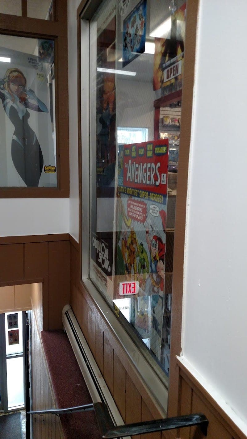 Chris's Cards & Comics