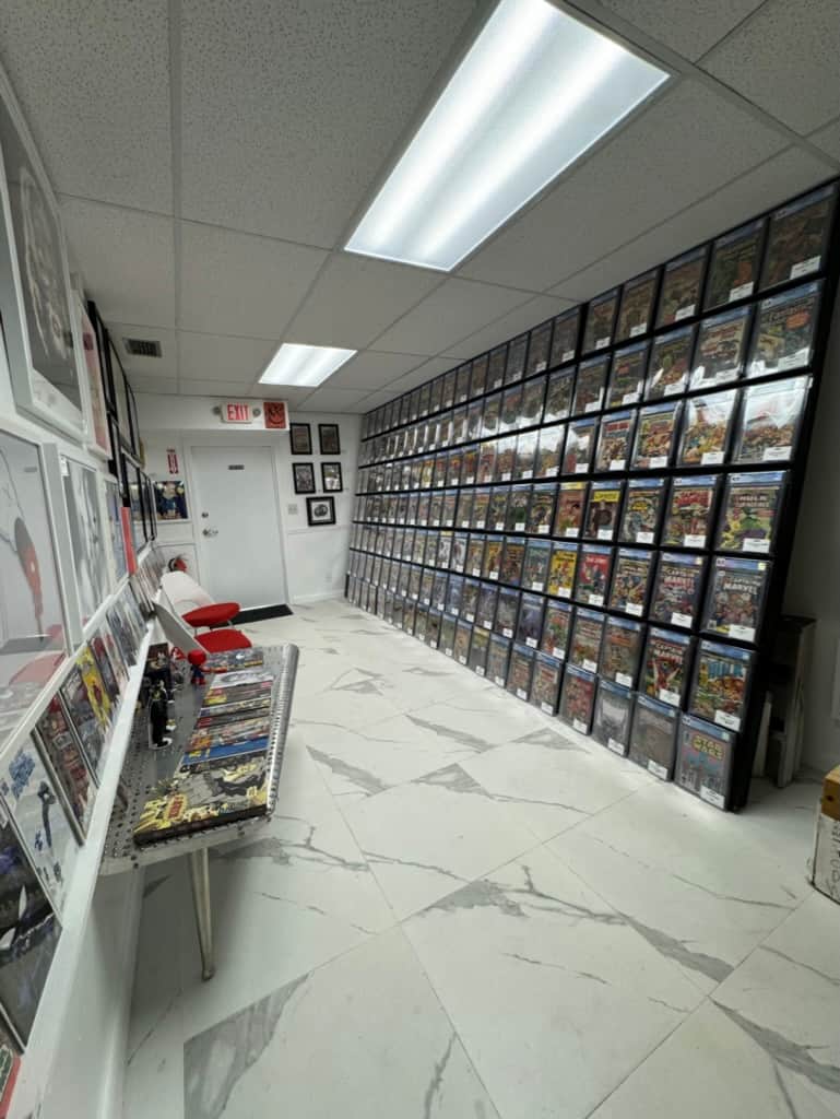 Cards & Comics