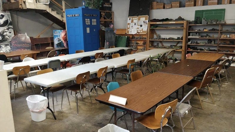 Merlyn's Comics and Games