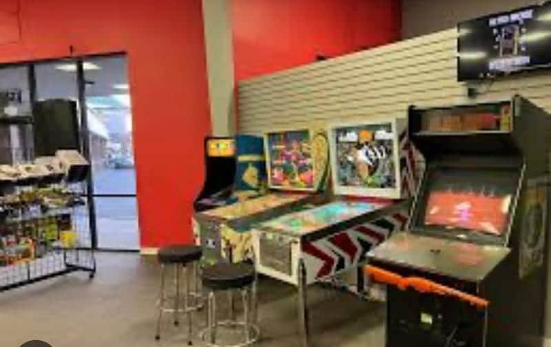Short Circuit Games