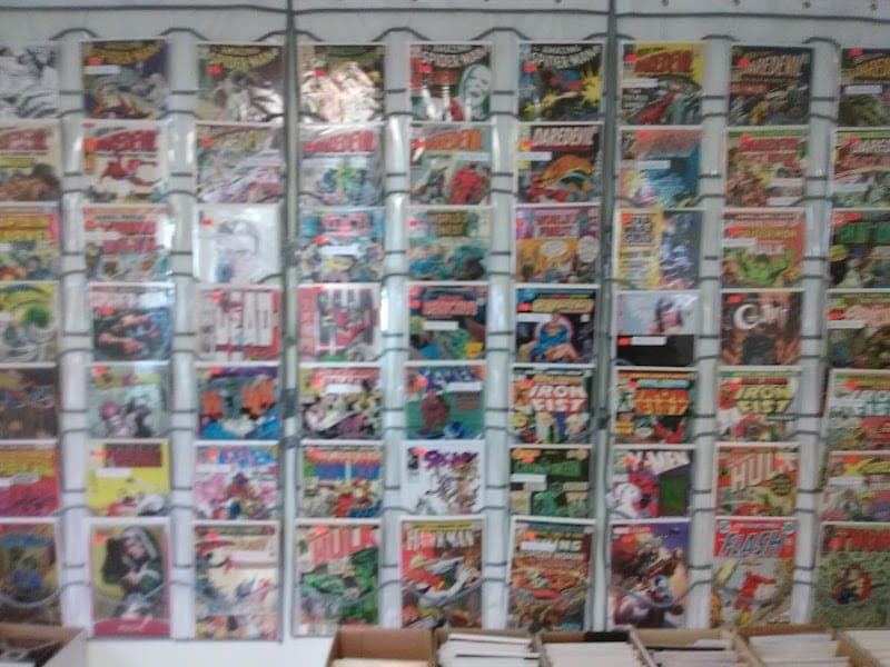 Yukon Cards & Comics