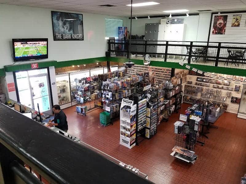 Emerald Knights Comics & Games
