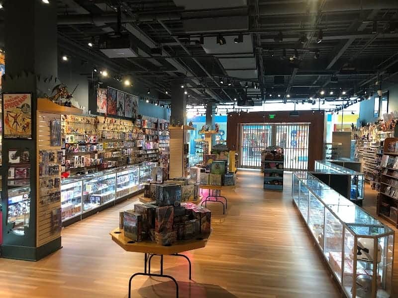 Legends Comics & Games - Valley Fair