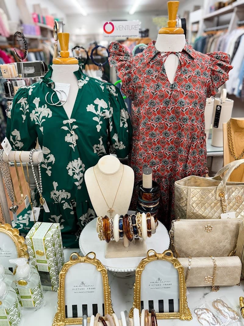 Red's Boutique & Chattahoochee Outfitters