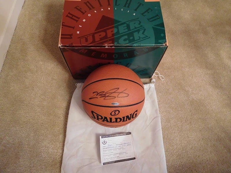 AA Midwest Sports Memorabilia & Baseball Card Buyers