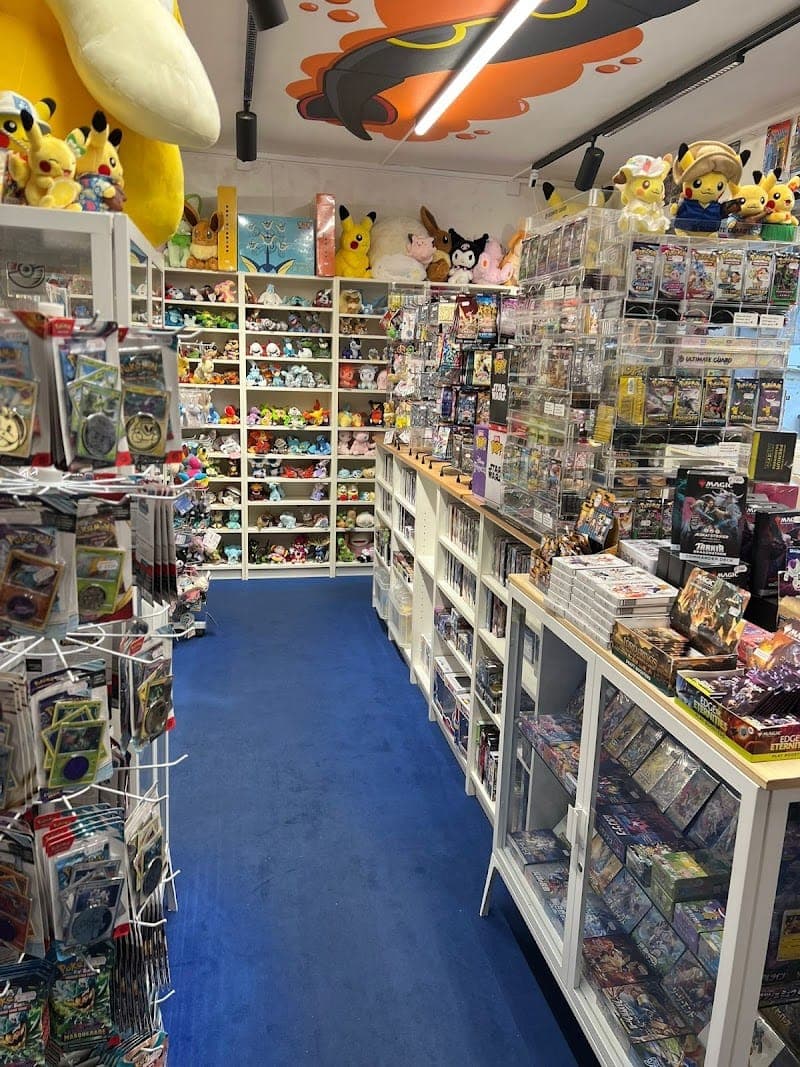 Amazing toys comics & more